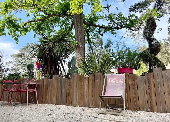 Aux Tourelles 1888 - Tres Proche Lyon #Clim #Piscine #Netflix #Parking Payant Securise