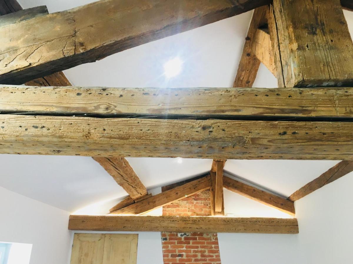 Aux Tourelles 1888 - Tres Proche Lyon Bed & Breakfast